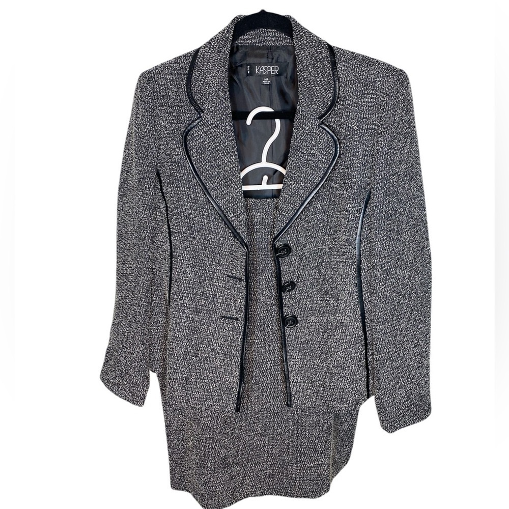 14P KASPER Gray Tweed Skirt Suit